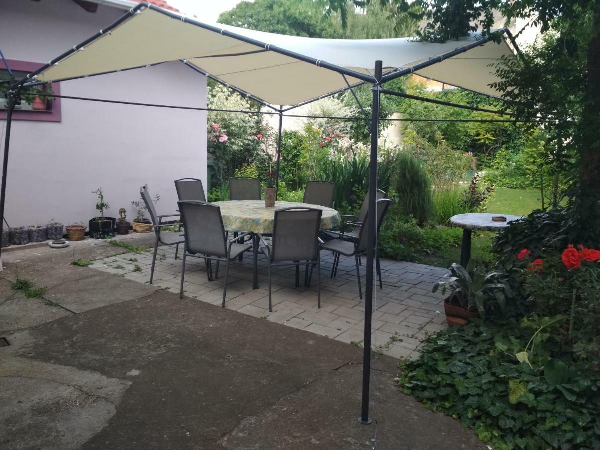 Apartman Lux Сегед Екстер'єр фото
